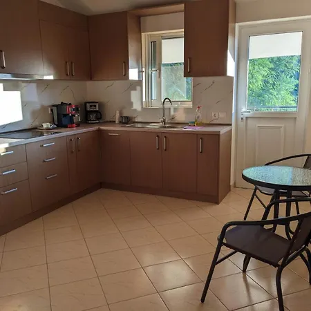 Damian And Gerard Guest house 3*