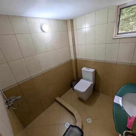 Damian And Gerard Guest house Tirana